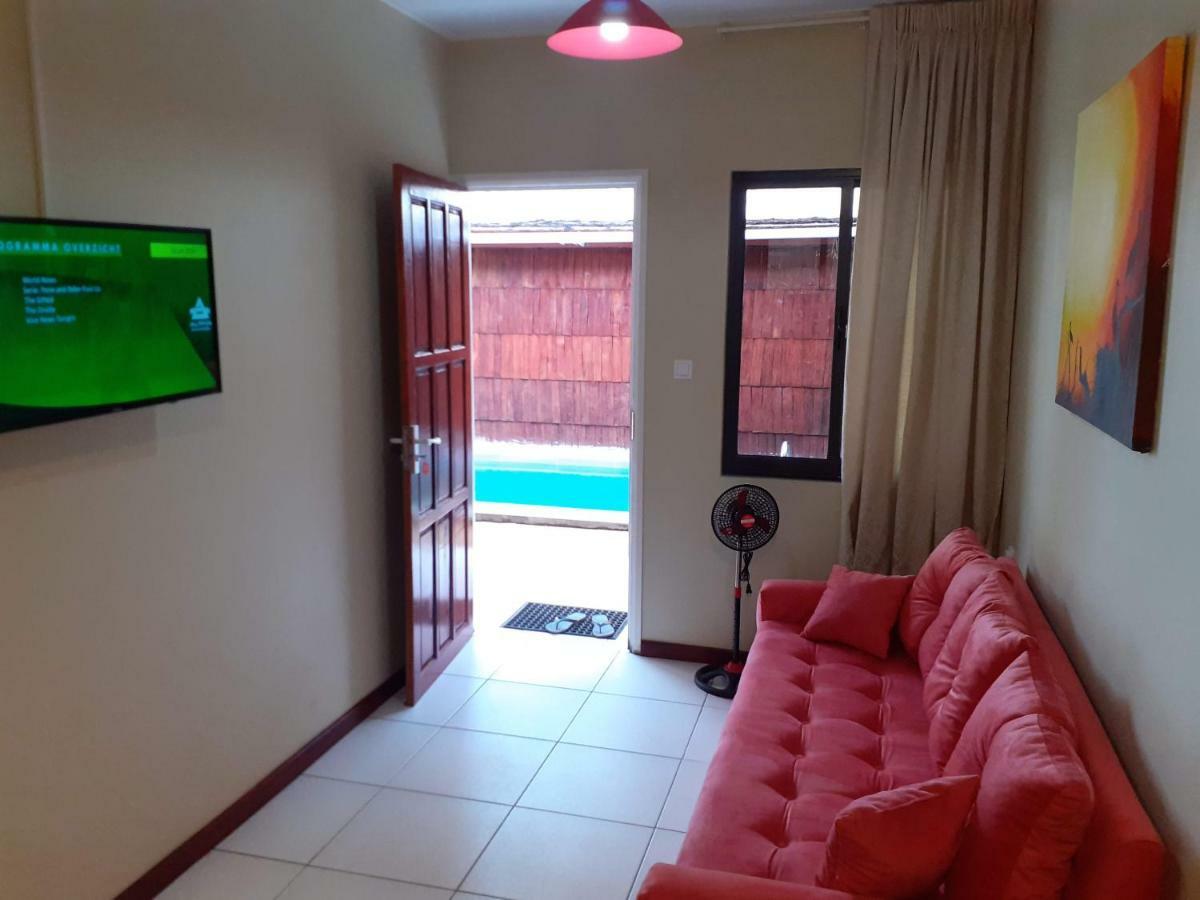 Max Garden And Pool Apartment Paramaribo Luaran gambar